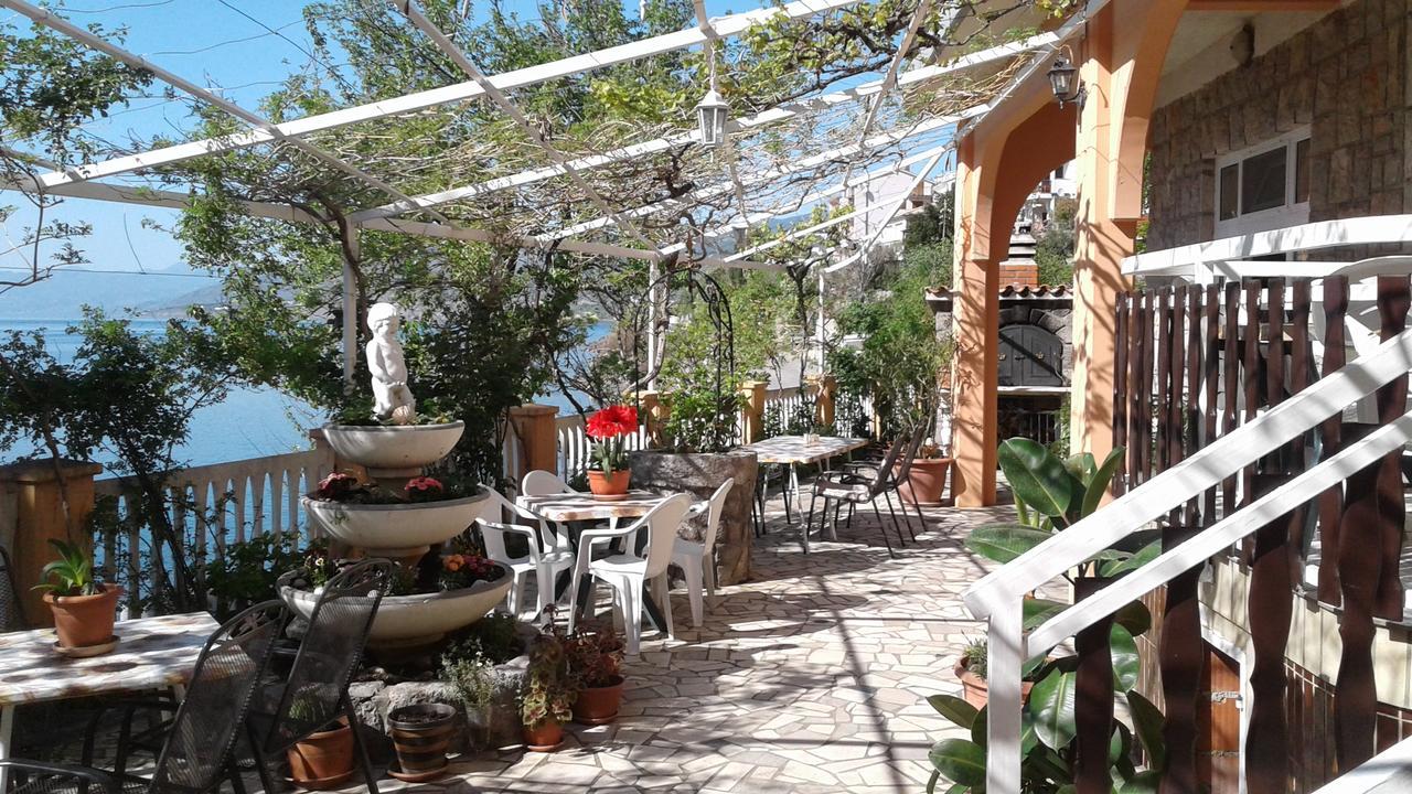 Guesthouse Plaza Sveti Juraj Exterior foto